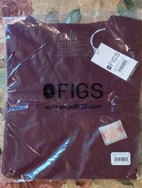 FIGS Burgundy Casma Top